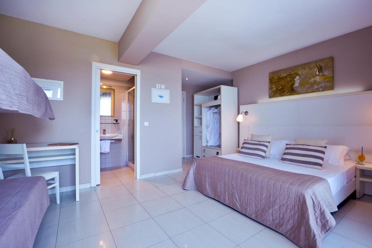 Sidari Beach Hotel 3*